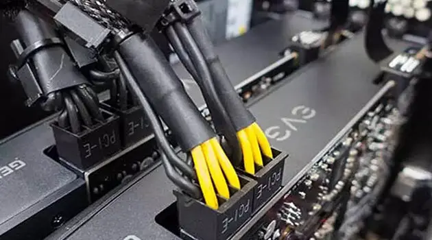 2 Separate Cables for GPU
