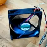How to Power a Computer Fan With an Outlet